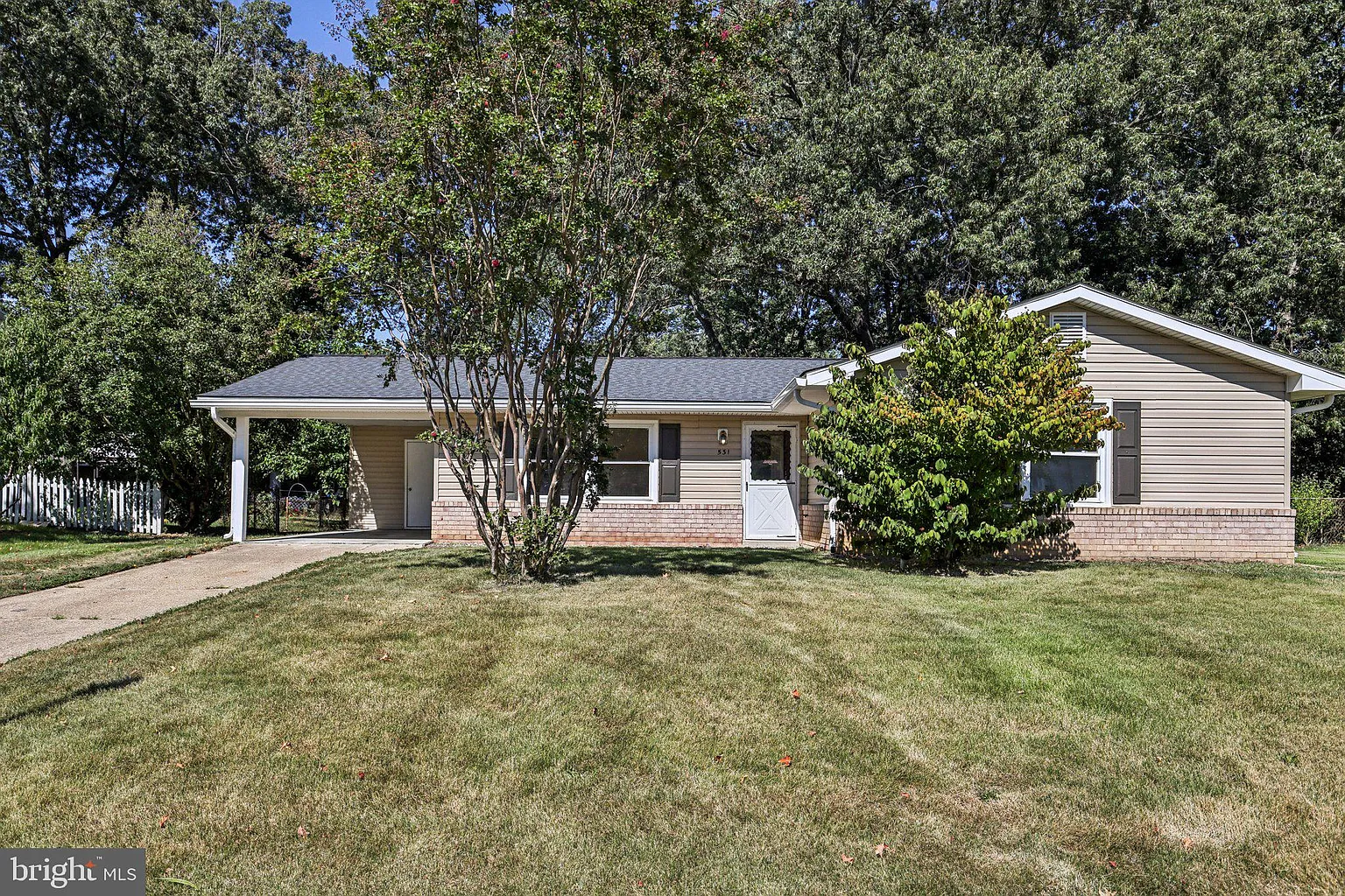 531 Garner Ave photo 1