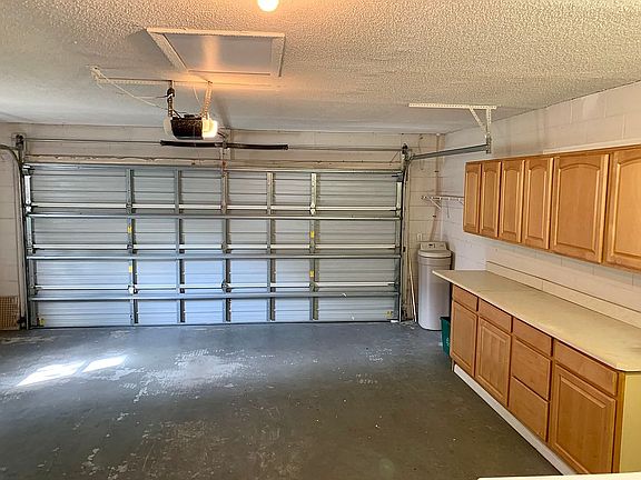 2nd image of 327 Dryberry Way