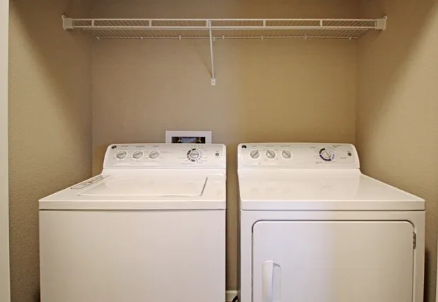 Brookledge Apartments — Photo 44