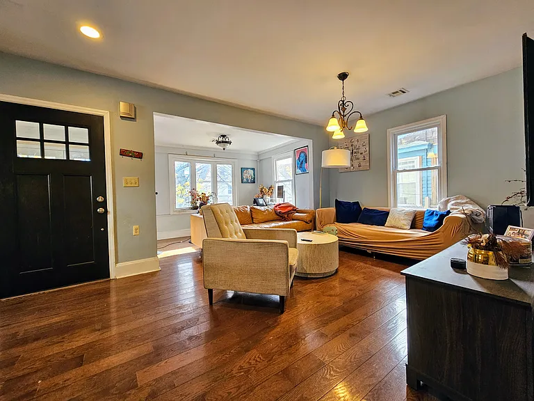 Living/Dining Room