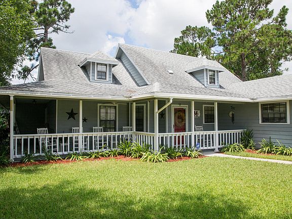 3rd image of 290 Meadow Wood Trl