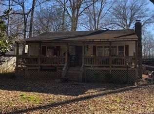 7649 Lakeshore Dr, Quinton, VA 23141