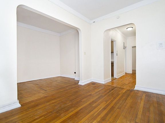 2nd image of 1620 Avenue I APT C2