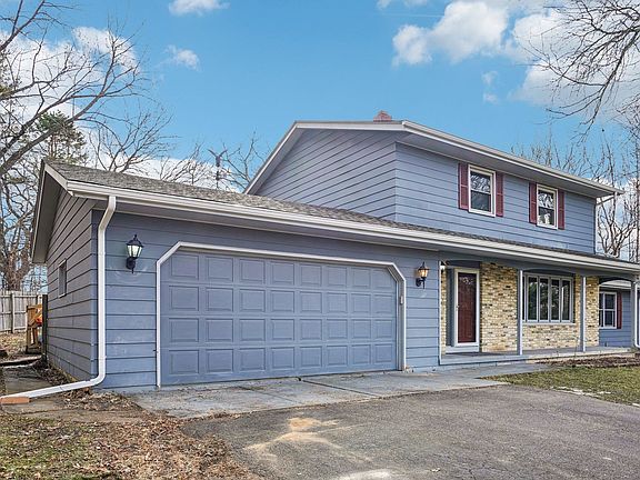 3rd image of 1764 Oakview Dr