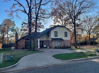1126 Stillmeadow Ln, Longview, TX 75604