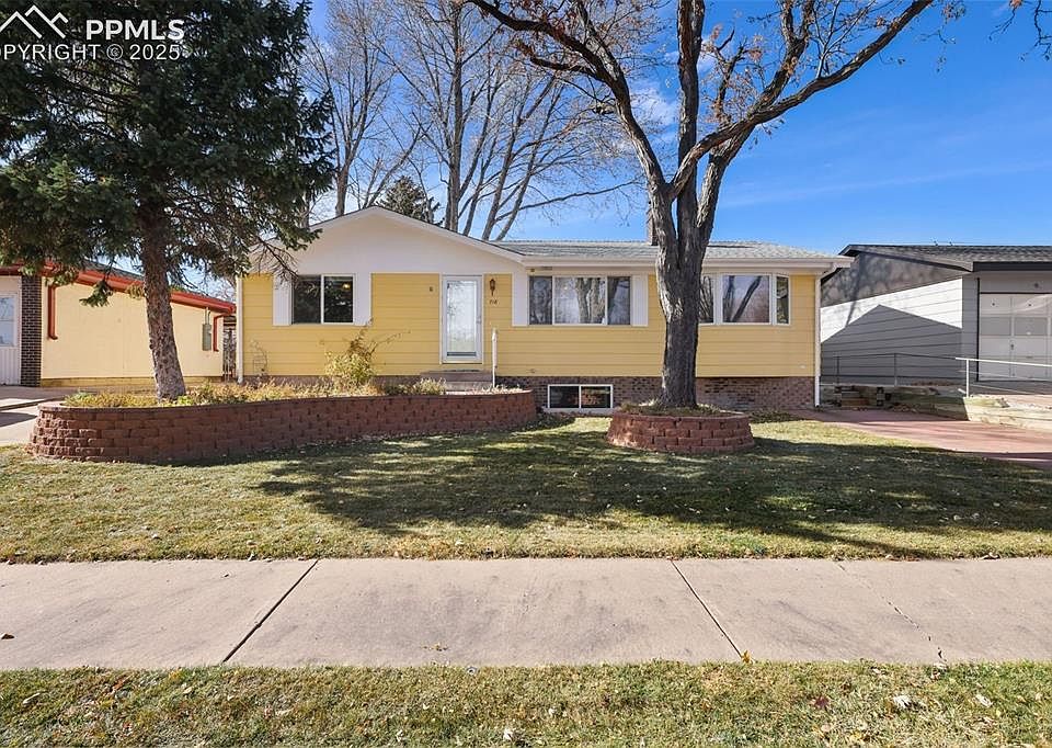 1st image of 718 Querida Dr