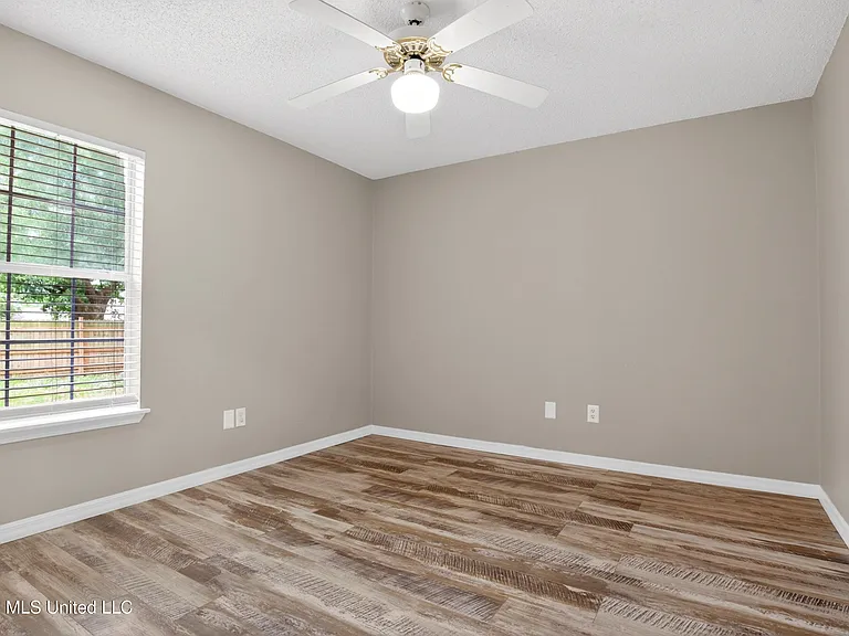 7832 Hilo Pl — Photo 26