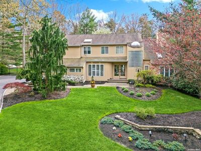20 S Equestrian Court, Hauppauge, NY, 11788