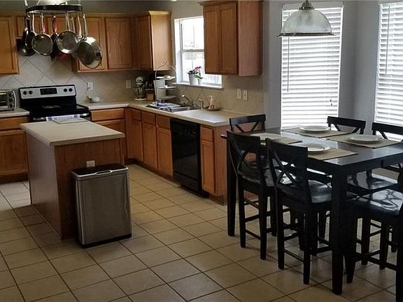 5th image of 4810 Donegal Bay Ct
