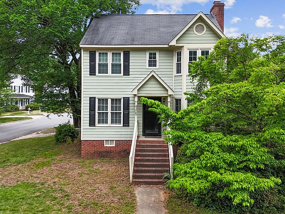 2nd image of 4305 Bartholomew Cir