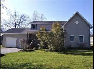 7098 Columbus Rd, Centerburg, OH 43011