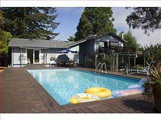 1st image of 628 Elm Dr