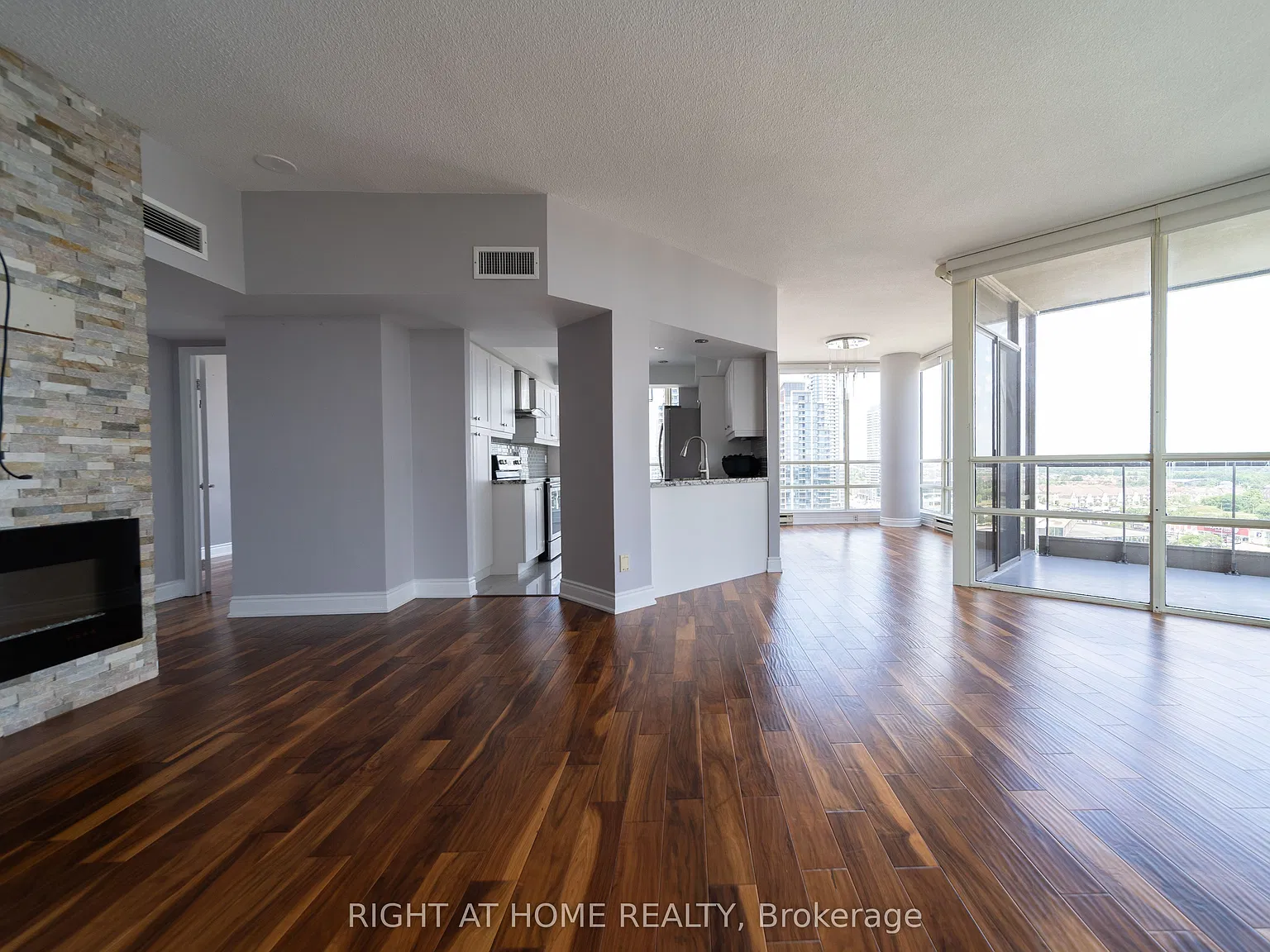 2 bed, $3,500 — Photo 4