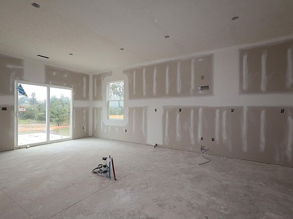 5th image of 1017 Dawsons Dr