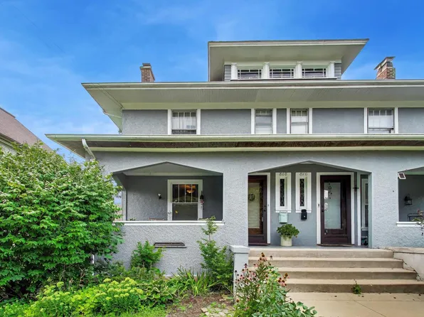 808 N Spring St Unit 808, Elgin, IL 60120