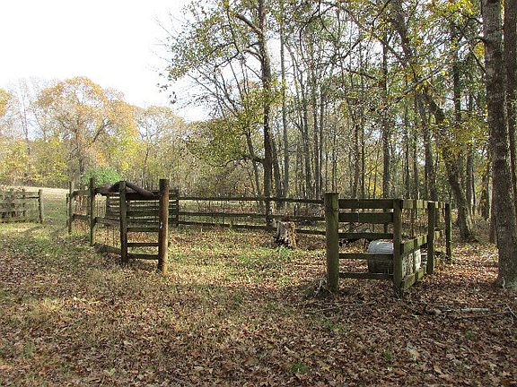 5th image of 499 An County Road 4365