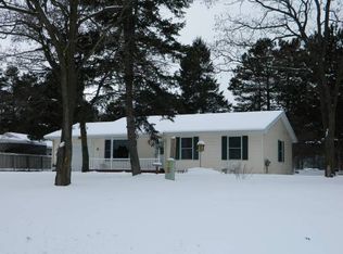 4342 S West Bay Shore Dr, Suttons Bay, MI 49682