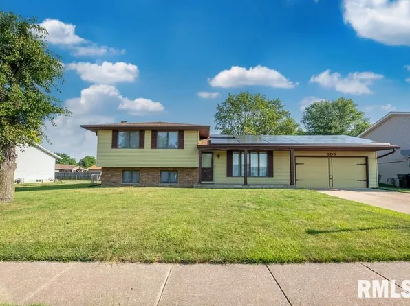 506 James Pkwy, Washington, IL 61571