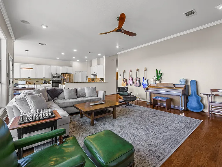5004 Valburn Ct — Photo 19