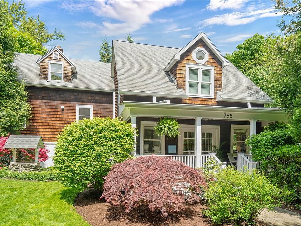 1st image of 765 Forest Avenue