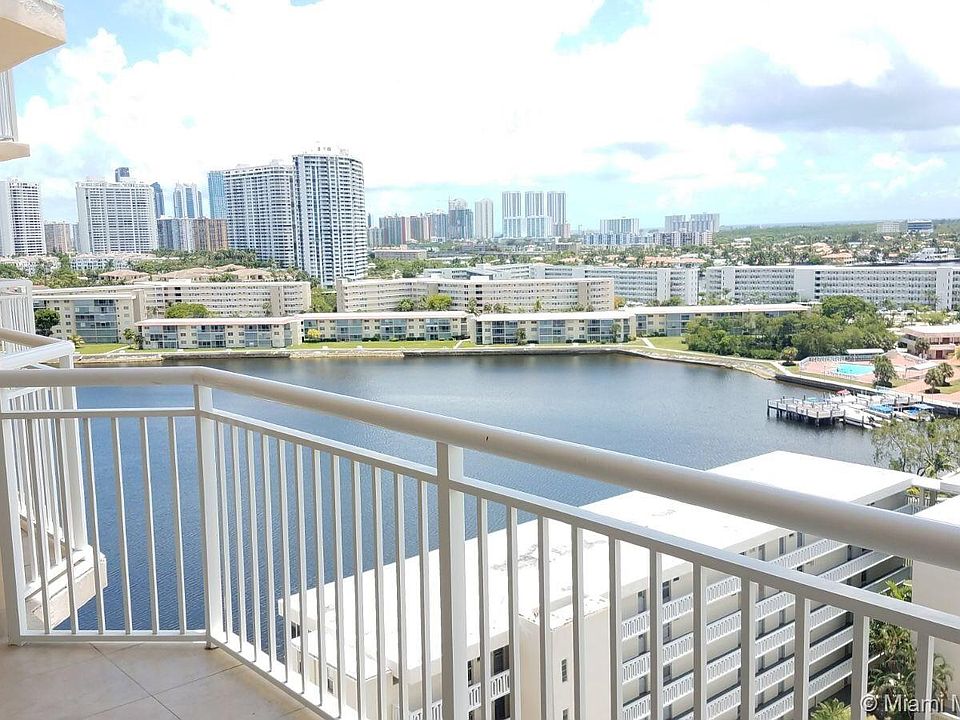1st image of 18031 Biscayne Blvd #15013