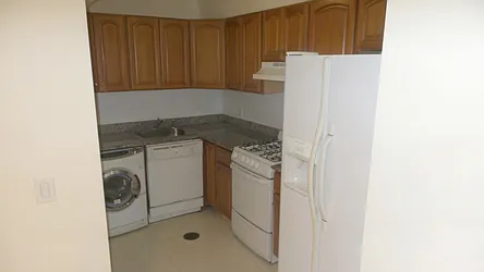 Rented by Metro Garden Realty NYC