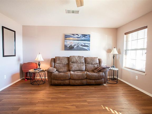4th image of 5532 Marina Dr
