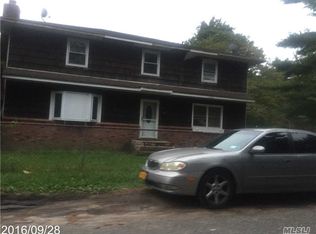 22 Ridgewood Ave, Brentwood, NY 11717