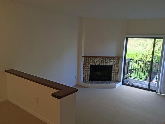 2nd image of 566 Seaver Dr