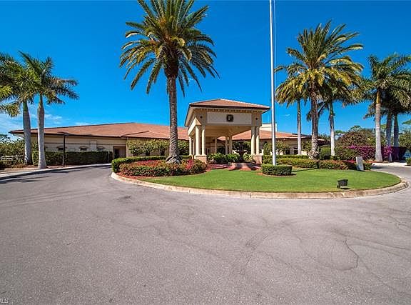 2nd image of 460 Fox Haven Dr APT 1106