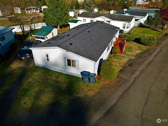 4th image of 1019 Stanford Drive #27
