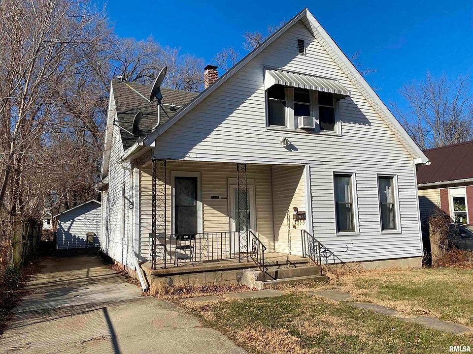 1307 Ledlie duplex up & down