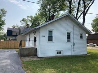 515 Lincoln Ave, Ingleside, IL 60041