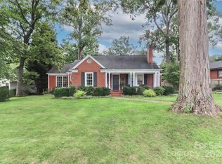 866 Henkel Rd, Statesville, NC 28677