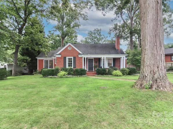 866 Henkel Rd, Statesville, NC 28677