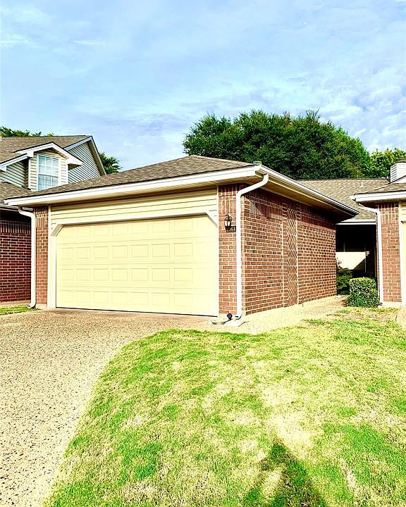 1st image of 2964 Warm Springs Ln
