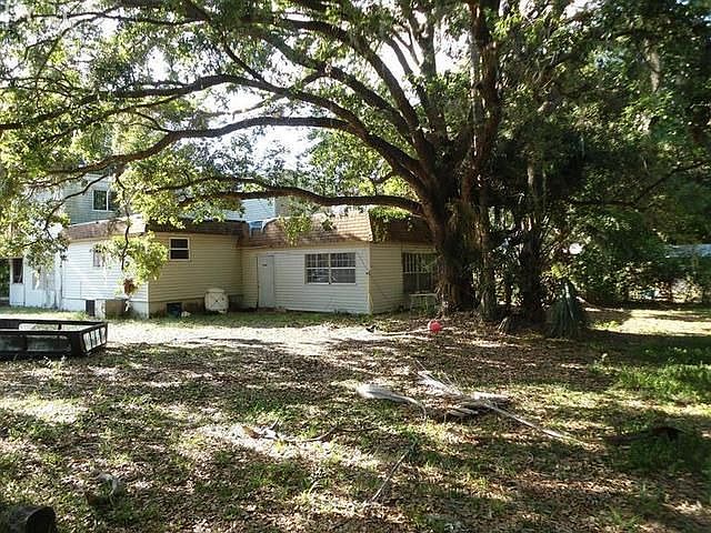 2nd image of 327 Royal Palm Park Rd