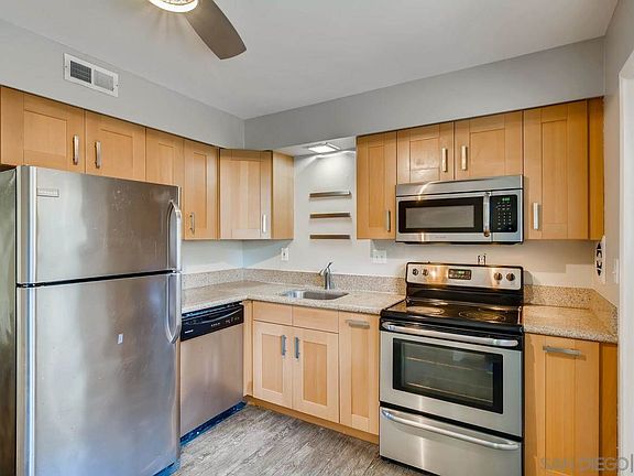 4th image of 3784 Dove St