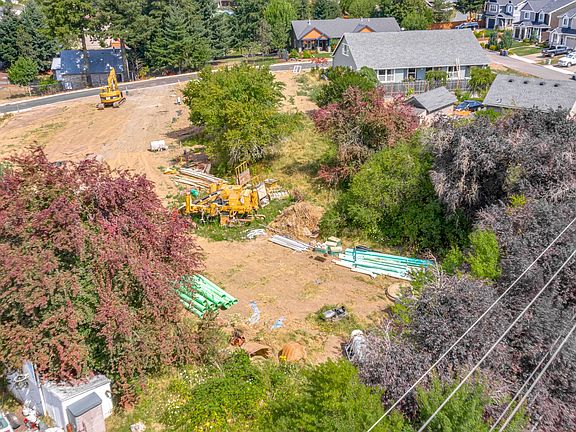 2nd image of 14252 Hillock Ln