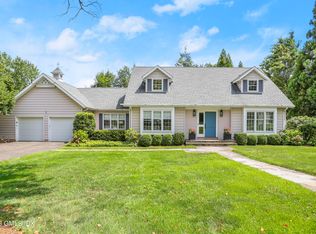 24 Martin Dale N, Greenwich, CT 06830