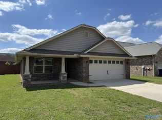 442 Wade Rd SE, Owens Cross Roads, AL 35763