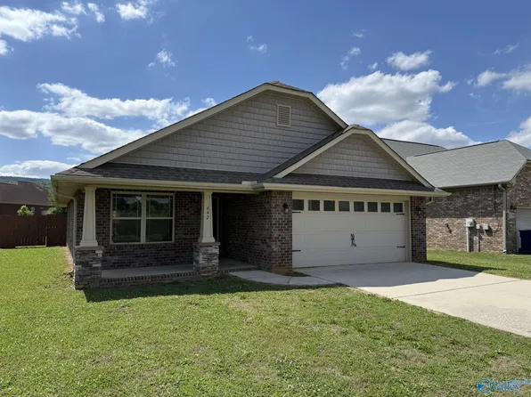442 Wade Rd SE, Owens Cross Roads, AL 35763