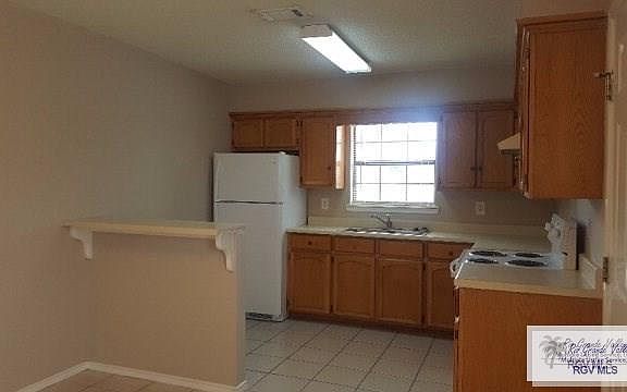 4th image of 2932 Rosewood Cir