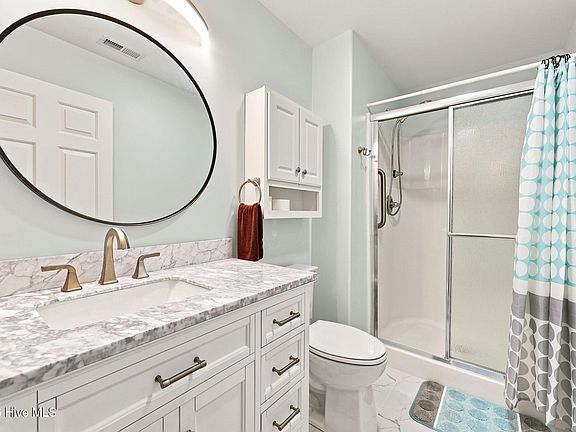 5th image of 902 Meadowbrook S Unit 902