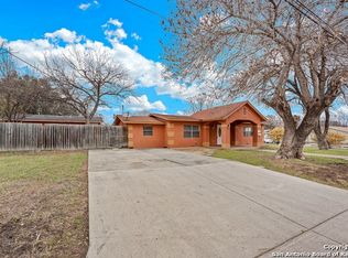 3323 W Woodlawn Ave, San Antonio, TX 78228