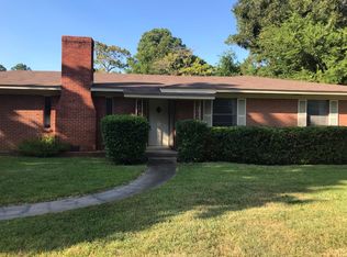 503 Woodcrest Ln, Longview, TX 75601