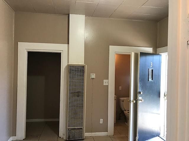 2nd image of 1017 West St #3