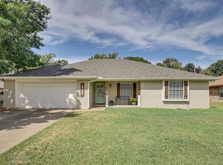 1333 Brookfield Ln, Mansfield, TX 76063
