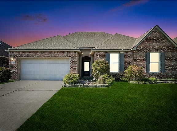 2nd image of 697 Lakeshore Village Dr