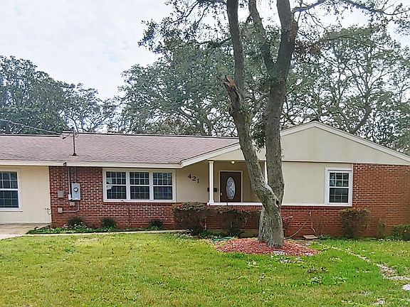 2nd image of 421 Surrey Dr